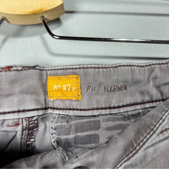 Anthropologie Pilcro and the Letterpress Pants Fit Hyphen Sz 27 Purple Chinos - Picture 4 of 10
